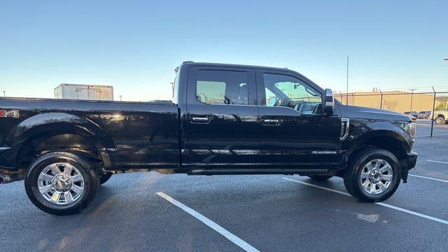 2022 Ford F-350 Super Duty Lariat