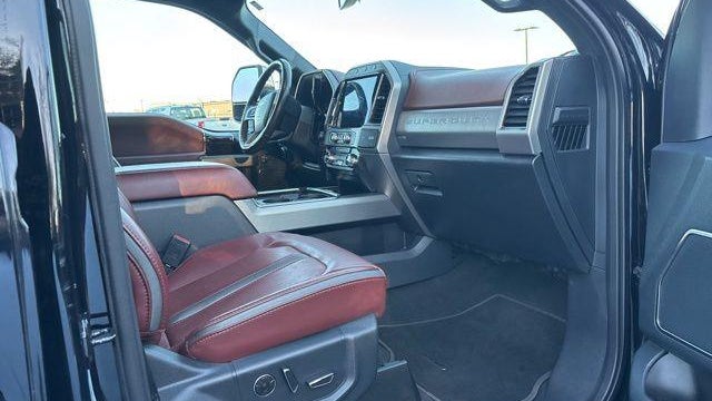 2022 Ford F-350 Super Duty Lariat