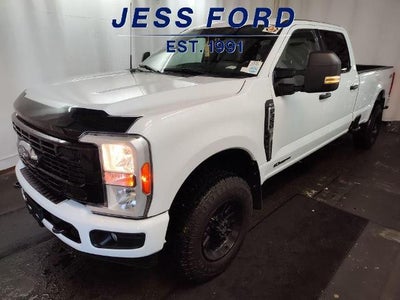 2023 Ford F-350 Super Duty 4X4 XLT 4DR Crew Cab 8 FT. LB SRW Pickup