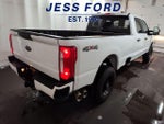 2023 F-350 Super Duty Thumbnail 3