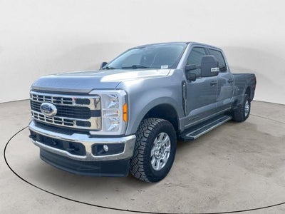 2023 Ford F-350 Super Duty 4X4 King Ranch 4DR Crew Cab 6.8 FT. SB SRW Pickup