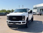2023 F-350 Super Duty Thumbnail 2