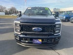 2024 F-350 Super Duty Thumbnail 2