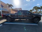 2024 F-350 Super Duty Thumbnail 3