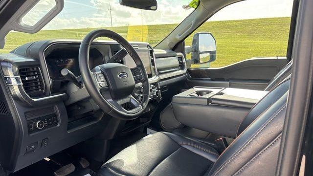 2025 Ford F-350 Super Duty King Ranch