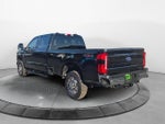 2025 F-350 Super Duty Thumbnail 4
