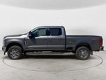 2025 F-350 Super Duty Thumbnail 2