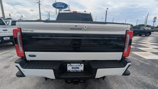 2025 Ford F-350 Super Duty XL