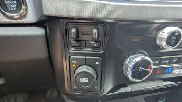 2025 Ford F-350 Super Duty XL