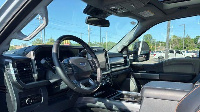 2025 Ford F-350 Super Duty XLT