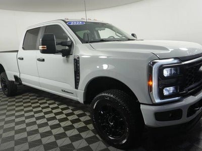 2025 Ford F-350 Super Duty 4X4 XL 4DR Crew Cab 6.8 FT. SB SRW Pickup
