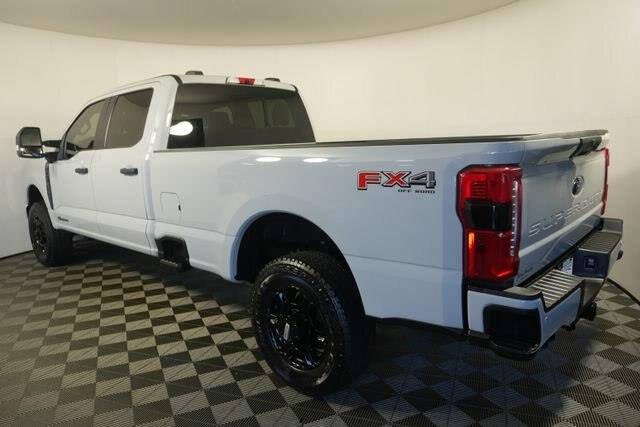 2025 Ford F-350 - $64,500