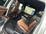 2025 F-350 Super Duty Thumbnail 2