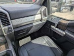 2017 F-350 Super Duty Thumbnail 16