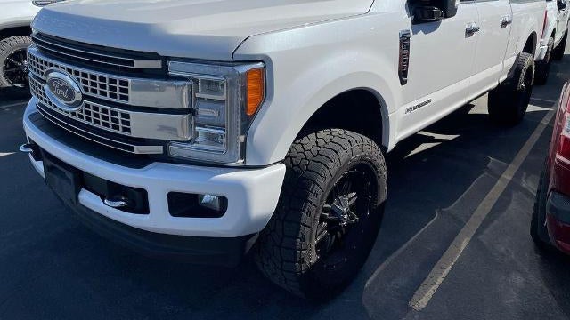2017 Ford F-350 Super Duty XLT