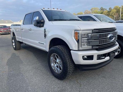 2017 Ford F-350 Super Duty 4X4 King Ranch 4DR Crew Cab 6.8 FT. SB SRW Pickup