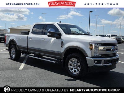 2019 Ford F-350 Super Duty 4X4 Lariat 4DR Crew Cab 6.8 FT. SB SRW Pickup