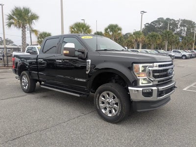 2022 Ford F-350 Super Duty 4X4 Lariat 4DR Crew Cab 8 FT. LB SRW Pickup