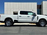 2023 F-350 Super Duty Thumbnail 2