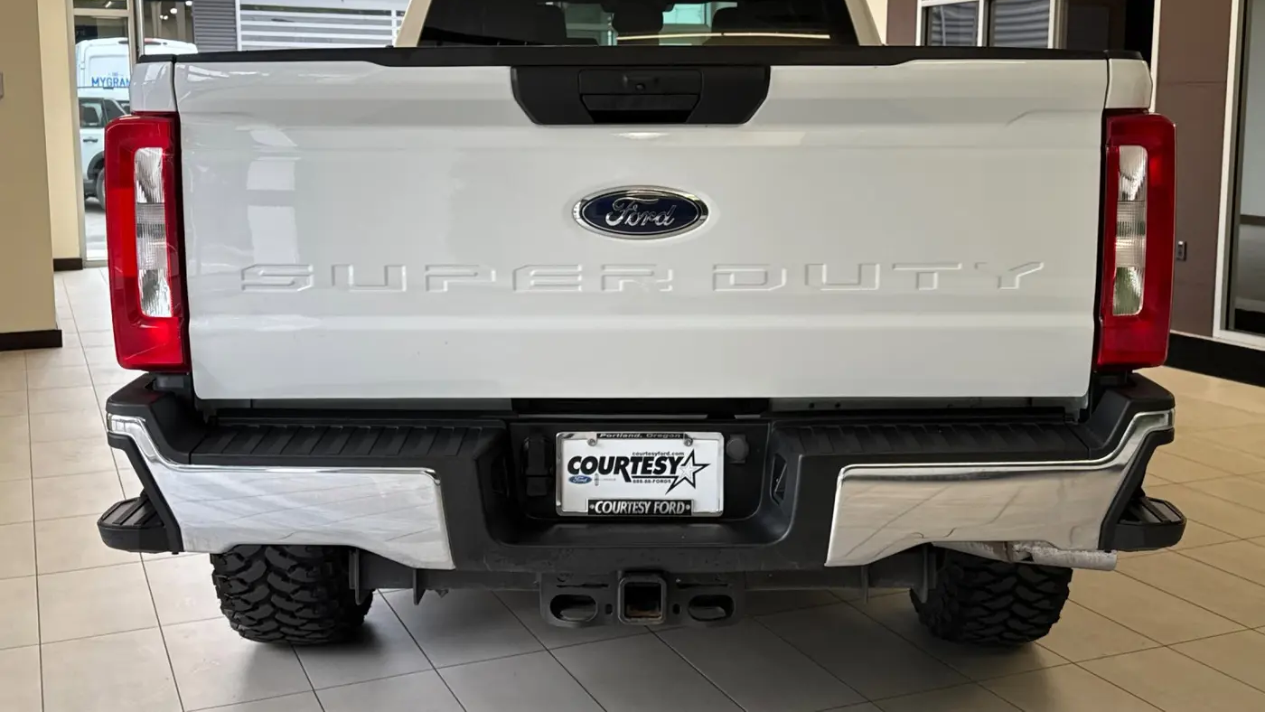 2024 Ford F-350 Super Duty Platinum