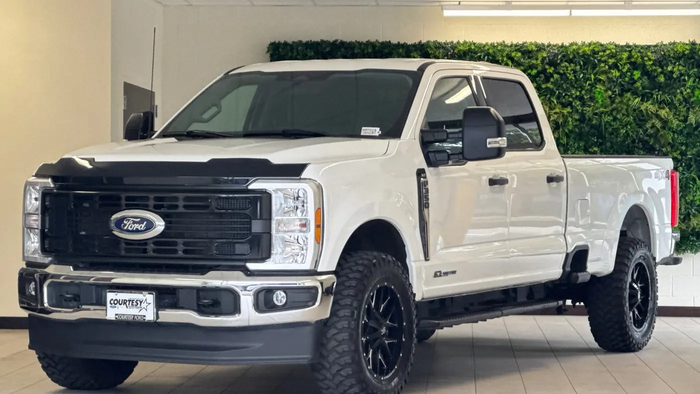 2024 Ford F-350 Super Duty Platinum