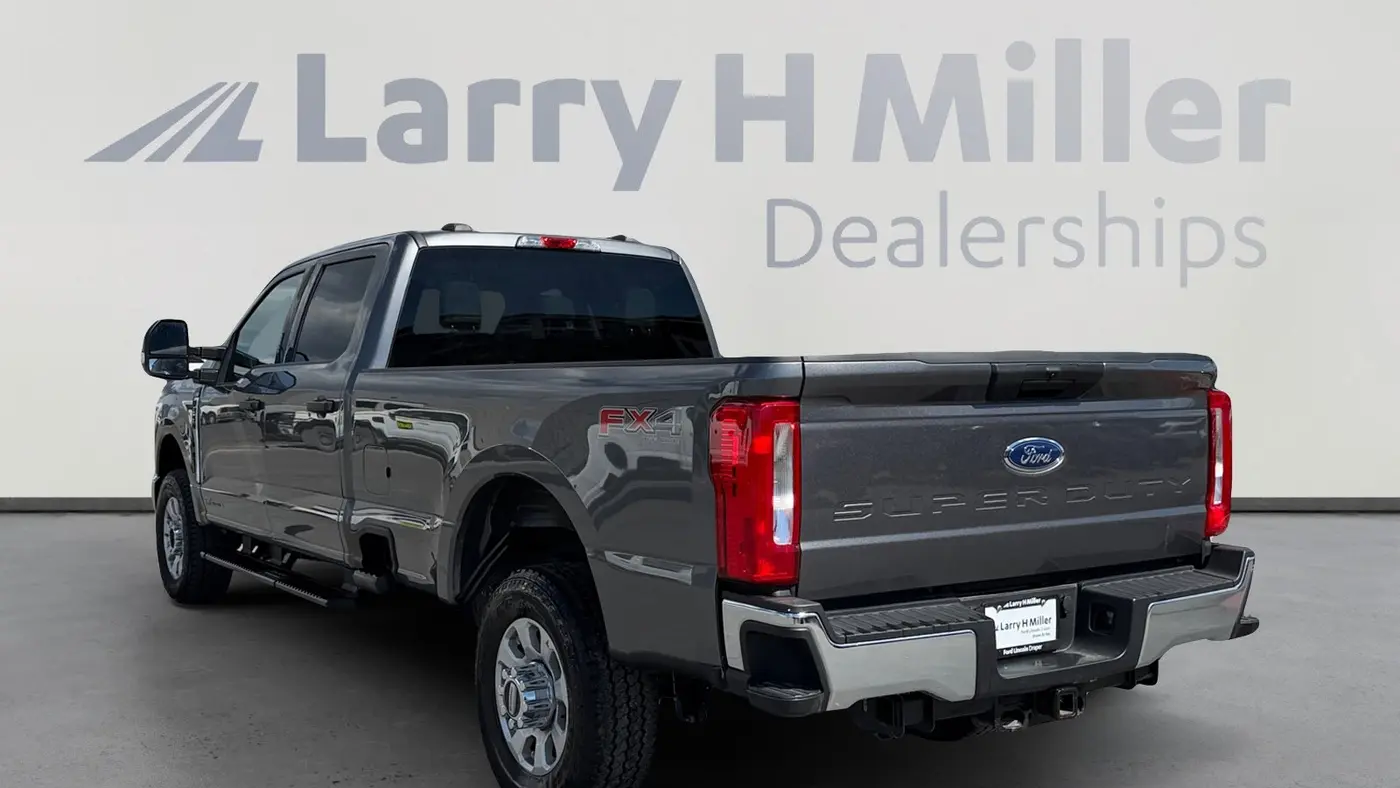 2024 Ford F-350 Super Duty XLT