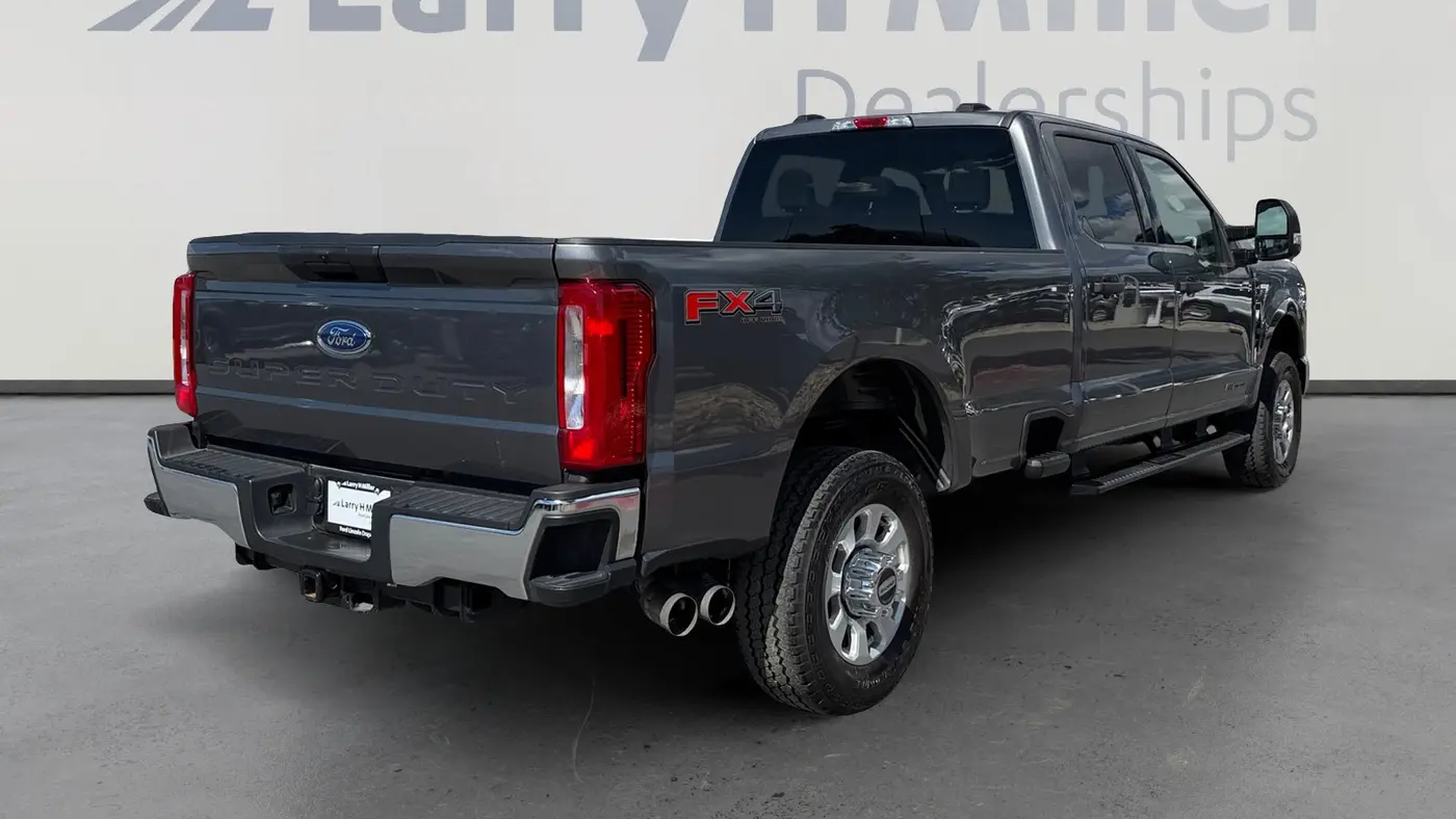 2024 Ford F-350 Super Duty XLT