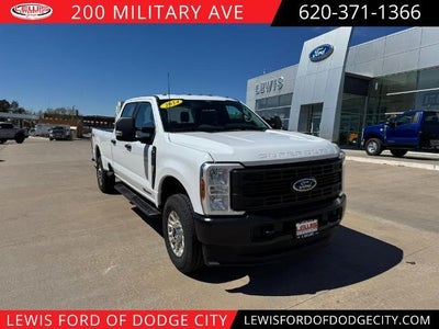 2024 Ford F-350 Super Duty 4X4 XL 4DR Crew Cab 8 FT. LB SRW Pickup