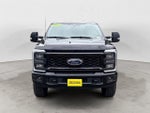 2025 F-350 Super Duty Thumbnail 2