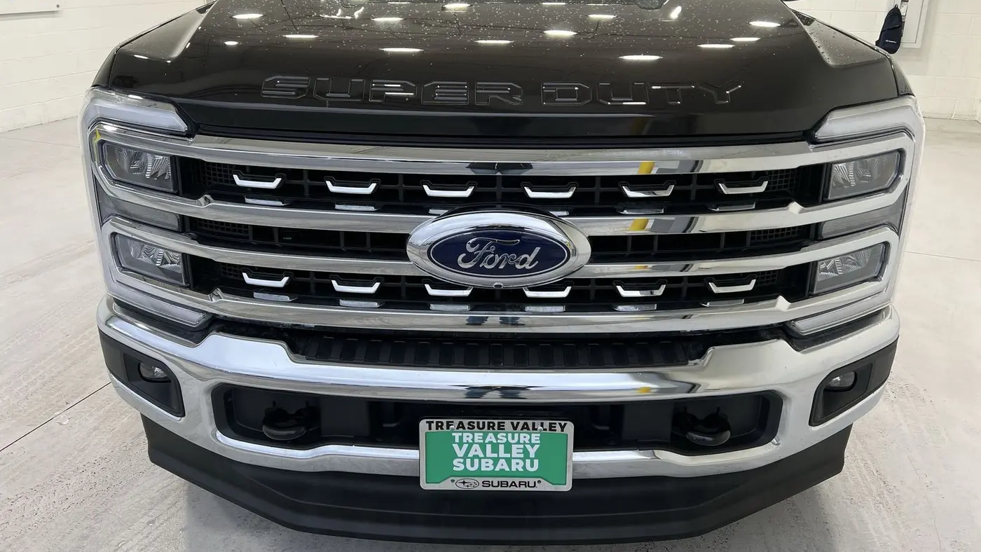 2025 Ford F-350 Super Duty Lariat
