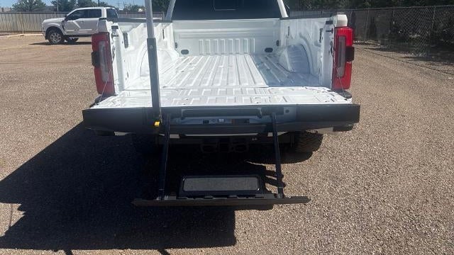2025 Ford F-350 Super Duty Lariat