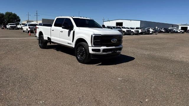 2025 Ford F-350 Super Duty Lariat