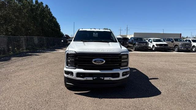 2025 Ford F-350 Super Duty Lariat