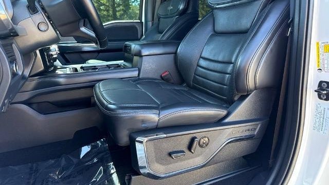 2025 Ford F-350 Super Duty Lariat