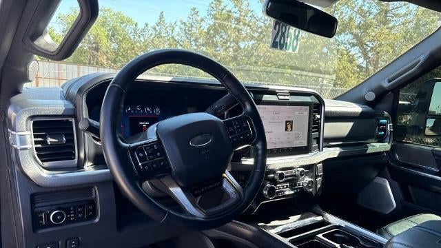 2025 Ford F-350 Super Duty Lariat