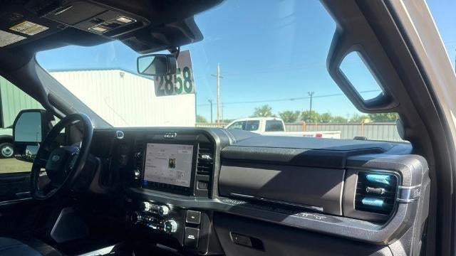 2025 Ford F-350 Super Duty Lariat