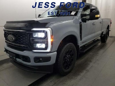 2025 Ford F-350 Super Duty 4X4 Lariat 4DR Crew Cab 8 FT. LB SRW Pickup