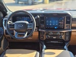 2025 F-350 Super Duty Thumbnail 2