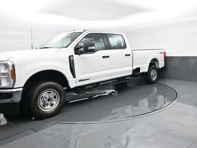 2025 Ford F-350 Super Duty 4X4 King Ranch 4DR Crew Cab 6.8 FT. SB SRW Pickup
