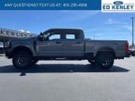 2025 F-350 Super Duty Thumbnail 2