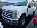2025 F-350 Super Duty Thumbnail 2