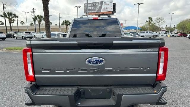 2026 Ford F-350 Super Duty XLT