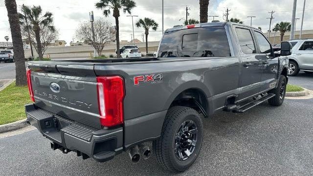 2026 Ford F-350 Super Duty XLT
