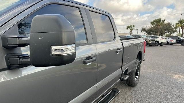 2026 Ford F-350 Super Duty XLT