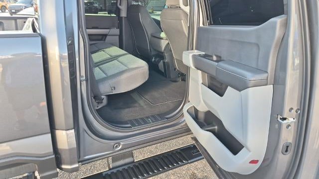 2026 Ford F-350 Super Duty XLT