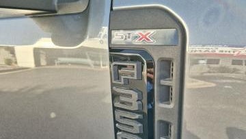 2026 Ford F-350 Super Duty XLT
