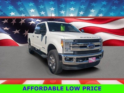 2017 Ford F-350 Super Duty 4X4 Platinum 4DR Crew Cab 6.8 FT. SB SRW Pickup