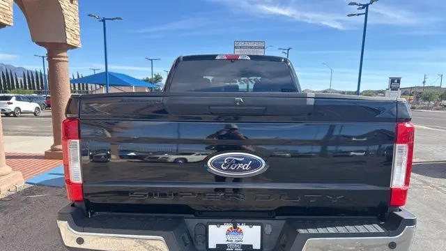 2017 Ford F-350 Super Duty Platinum
