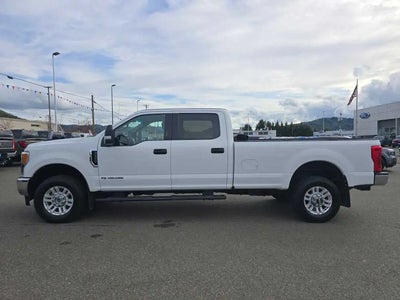 2017 Ford F-350 Super Duty 4X4 Platinum 4DR Crew Cab 8 FT. LB SRW Pickup