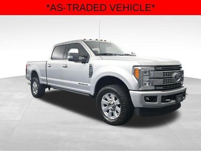 2017 Ford F-350 Super Duty 4X4 Platinum 4DR Crew Cab 6.8 FT. SB SRW Pickup